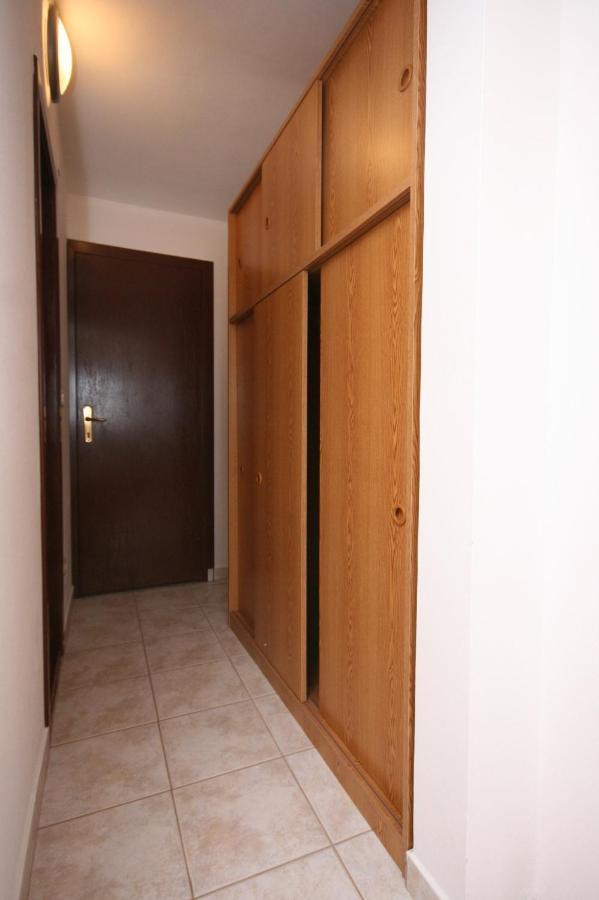 Apartments And Rooms With Parking Space Mandre, Pag - 6309 Kolan Eksteriør bilde